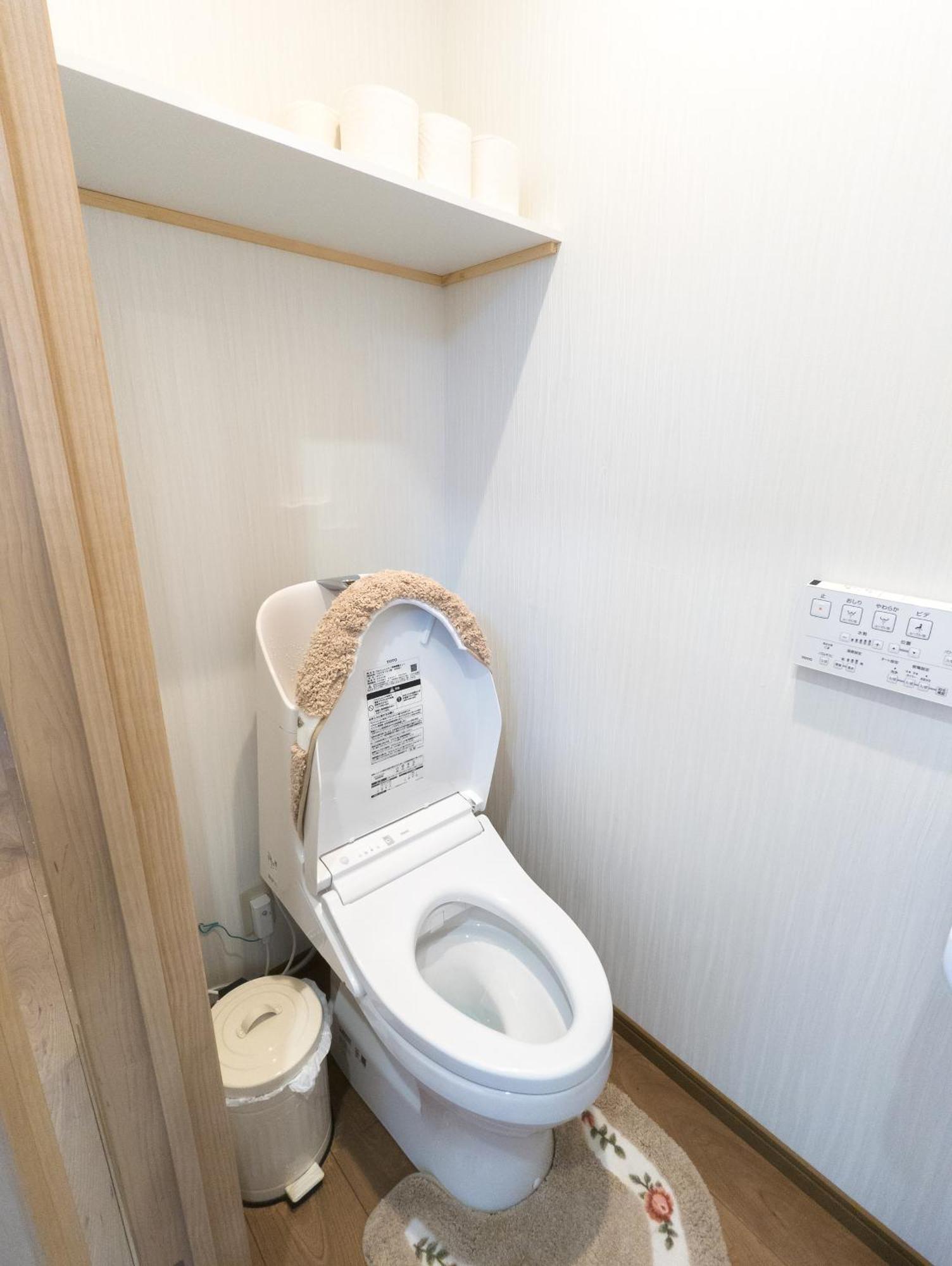 شقة 花園町駅から1分 難波から4分 今年リフォーム済み シャワー洗面トイレ各階付き 通天閣難波天王寺大阪城近々 Wi-Fi有り 星夜屋 المظهر الخارجي الصورة